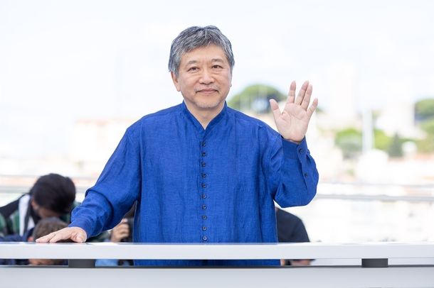 カンヌ国際映画祭で、是枝裕和監督にインタビュー