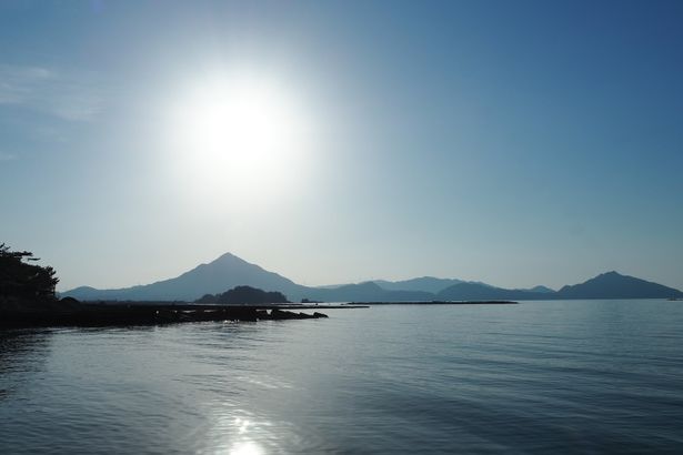 海と山に囲まれた自然豊かな町だ
