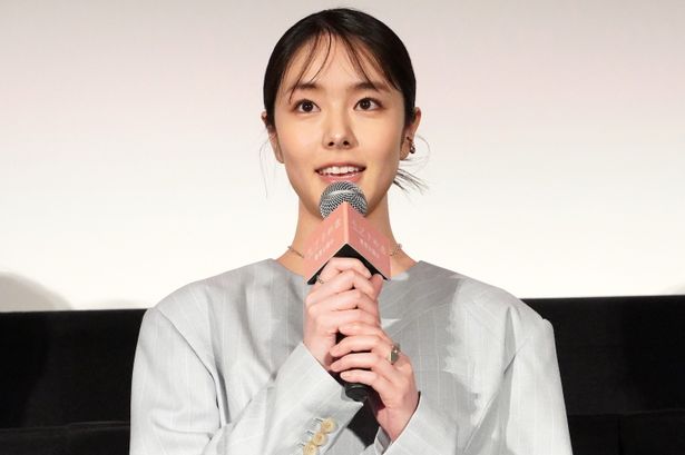 『モブ子の恋』公開記念舞台挨拶の様子
