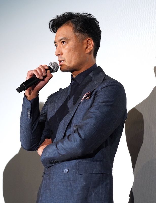 日本のライフセーバー事情に触れる場面も