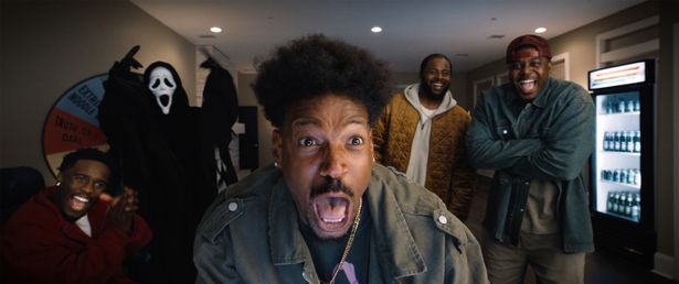 さまざまな映画のパロディーが満載の「絶叫計画」シリーズ。今作ではどんな映画がいじられるのか