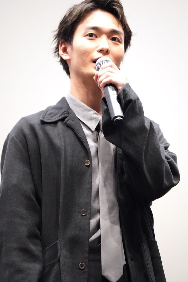 組体操の難しさを語る場面も