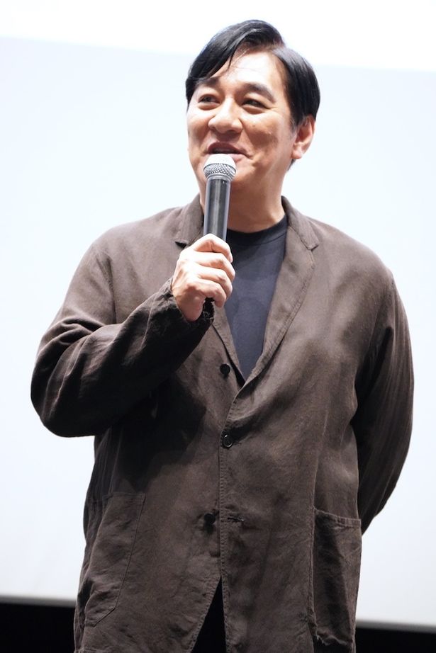 学生時代、野球部だった瀧は「同調圧力の塊」と懐かしむ場面も