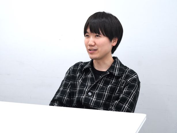 酒井監督の新しいステップを受け入れた制作だったと語る大森時生プロデューサー