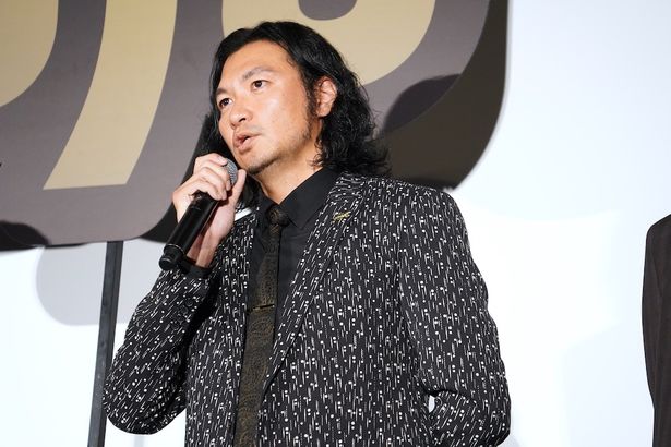 村重の腹心の荒木久左衛門役の青木崇高