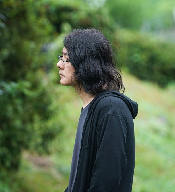 【写真を見る】独創的な世界観に、多くの映画ファンが熱狂！岩井俊二監督が33歳で手掛けた伝説的傑作