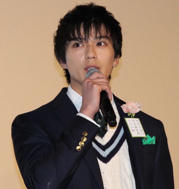 綿谷新役の真剣佑