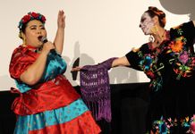 会場も一緒になって「リメンバー・ミー」を歌い上げた