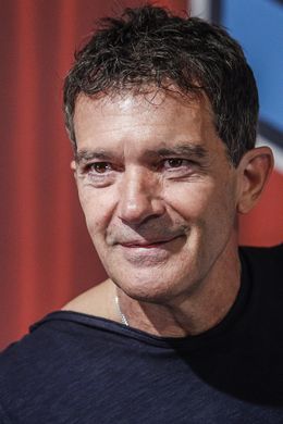 天才画家・ピカソを演じるのは俳優のアントニオ・バンデラス