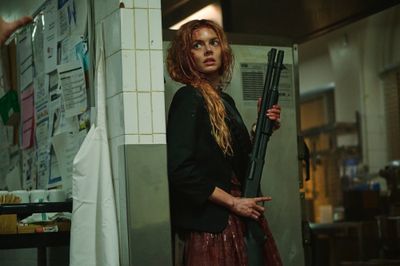 血まみれのジャンル映画クイーン！サマラ・ウィーヴィングのキャリアをプレイバック(『レディ・オア・ノット2』)