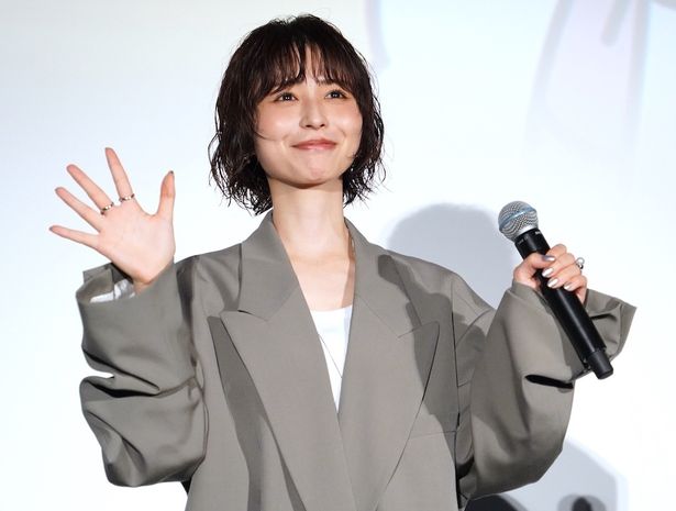 アイドルの南風美里を演じた長濱ねる