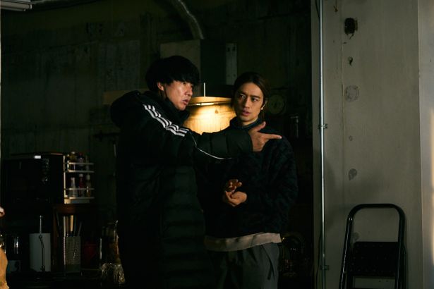 斎藤工は、フリーライターの鑓水役