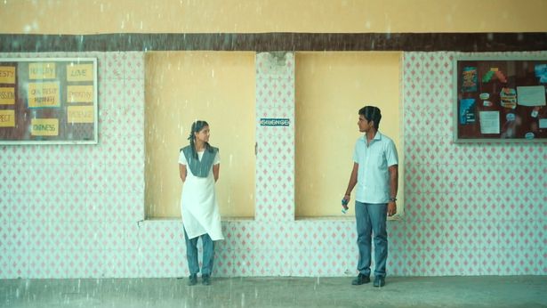 冴えない男⼦×インフルエンサー⼥⼦、正反対のふたりが旅に出る理由とは？