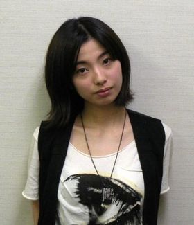 本作で女優としてまた一段と輝きを増した感のある亜矢乃