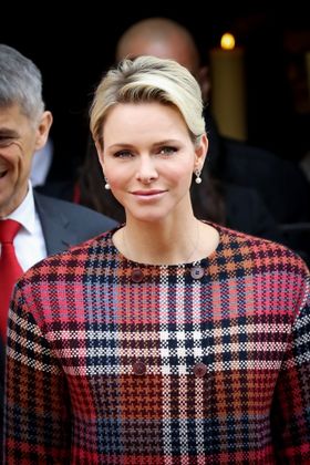 シャルレーヌ公妃がスポーティな出で立ちで魅了！