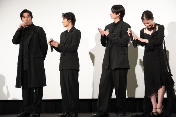 『キングダム 魂の決戦』初日舞台挨拶の様子