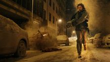 映画『バイオハザード』の新予告と、ザック・クレッガー監督が本作を語る特別映像が同時解禁！