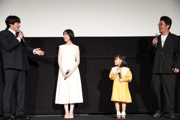 『私はあなたを知らない、』完成披露上映会の様子