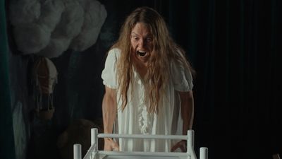 母親は、一体なにを産んでしまったのか？