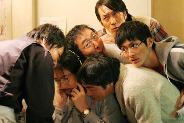 観測隊員役で生瀬勝久、きたろう、高良健吾、古舘寛治、黒田大輔、小浜正寛、豊原功補らが集結