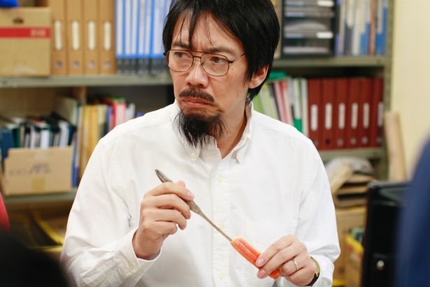 生瀬勝久演じる本さん