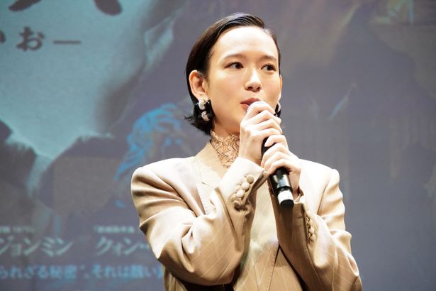 『顔 －かお－』特別試写会の様子