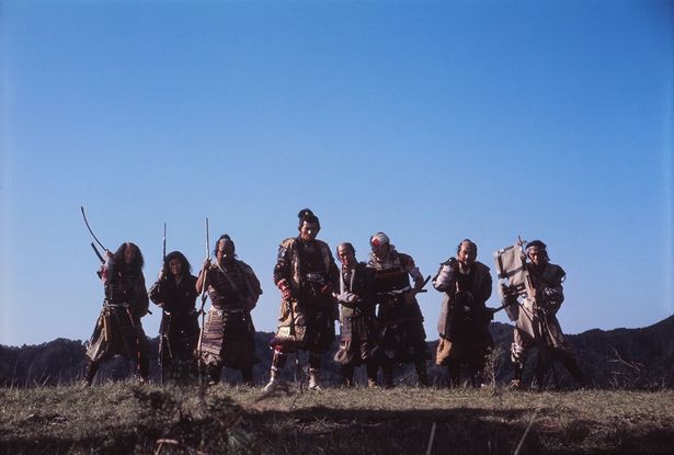 毛利との戦で落ちのびてきた尼子義孝ら8人の落ち武者