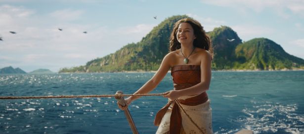 キャサリン・ランガイアのパワフルな歌声にも注目！