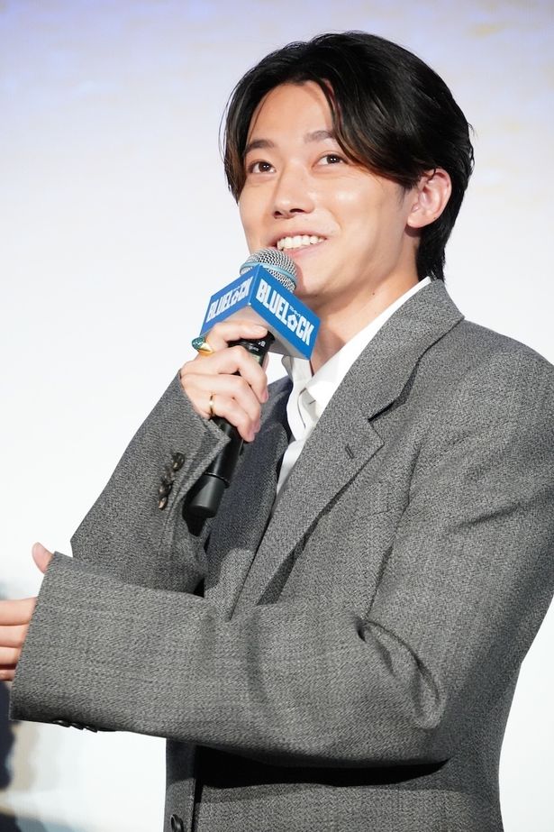 『ブルーロック』初日舞台挨拶に登壇した櫻井海音