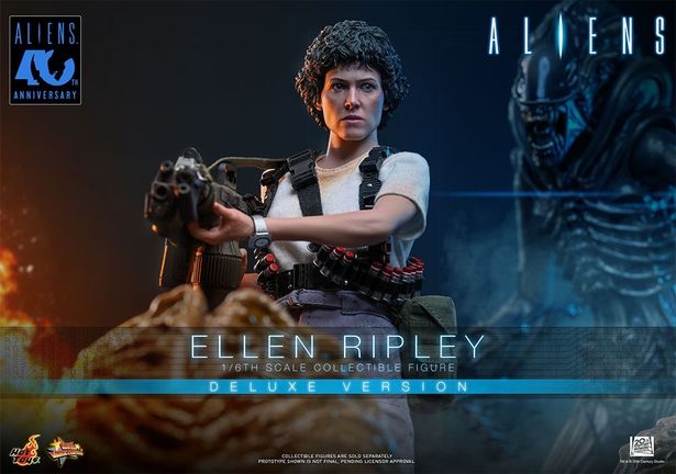 【写真を見る】名作『エイリアン2』のアイテムをチェック！(「【ムービー・マスターピース】『エイリアン2』1/6スケールフィギュア エレン・リプリー(2.0／デラックス版)」)