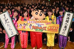 ももクロの登場に女子高生350人が大興奮！