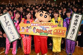 ももクロの登場に女子高生350人が大興奮！