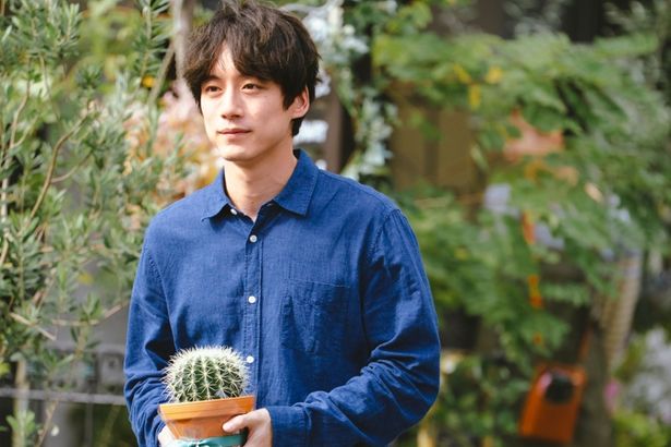 温もりへの執着の果てに罪を犯してしまう夕平を、坂口健太郎が確かな存在感で体現