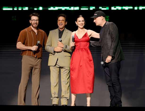 『アベンジャーズ／ドゥームズデイ』のステージには豪華キャスト陣が集結