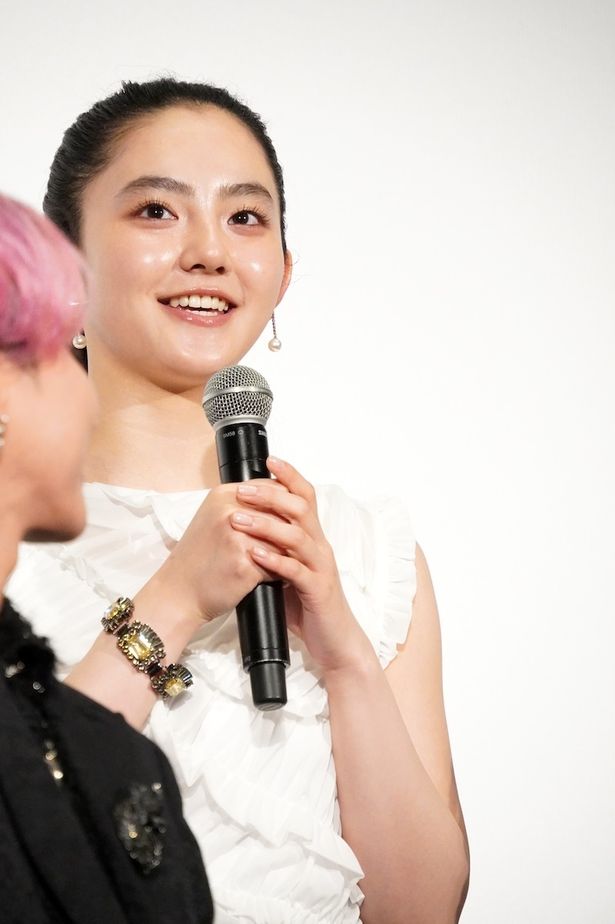 実家が太い呉服屋のお嬢様、松橋梨絵役の瀧七海