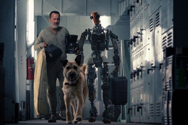 人、犬、ロボットの心の交流が描かれる『フィンチ』