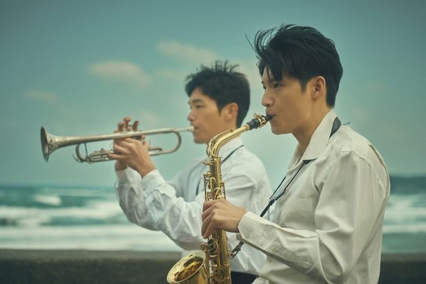 『進行曲 マーチングボーイズ』場面カット