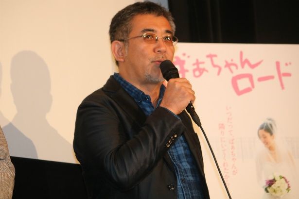 メガホンをとった篠原哲雄監督