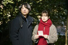松村北斗×今田美桜のW主演映画『白鳥とコウモリ』が1位