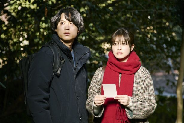 松村北斗×今田美桜のW主演映画『白鳥とコウモリ』が1位