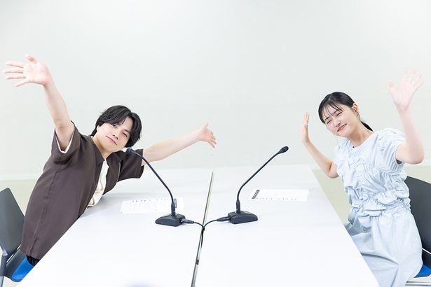 【写真を見る】『5秒で完全犯罪を生成する方法』の魅力を語ってくれた重岡大毅＆原菜乃華