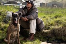 リドリー・スコットが原作を大胆にアレンジした『ラスト・サバイバー』