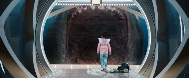 この口の大きさなら丸呑みも余裕！(『MEG ザ・モンスター』)