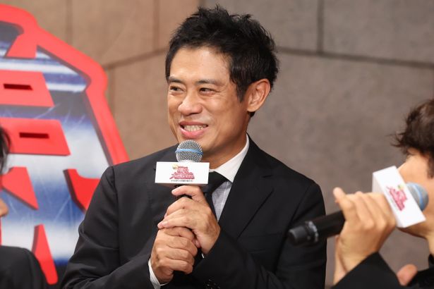 和久伸次郎役の伊藤淳史