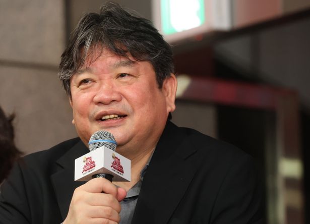 監督の本広克行