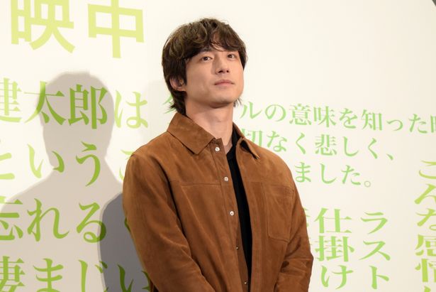 トークイベントに出演した坂口健太郎