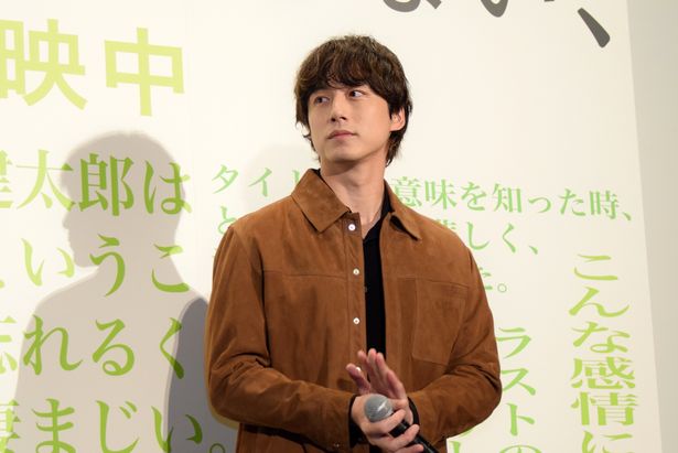 撮影現場での出来事を振り返る一幕もあった