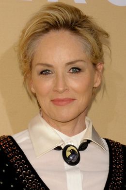 美人女優の代名詞だったシャロンも還暦！