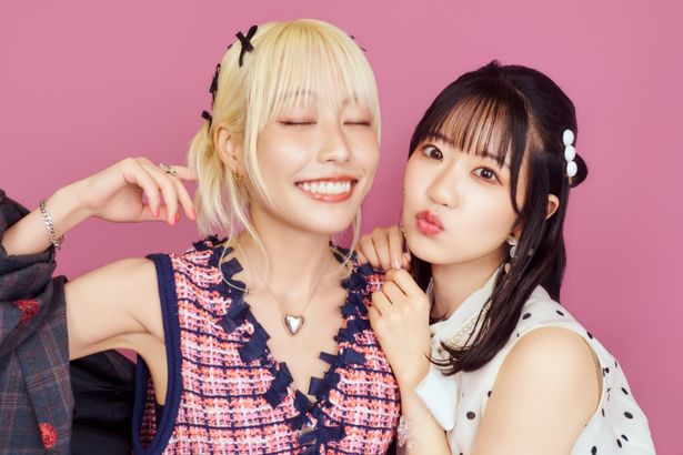 【写真を見る】本渡楓&東山奈央、仲良しすぎるツーショット撮りおろし！