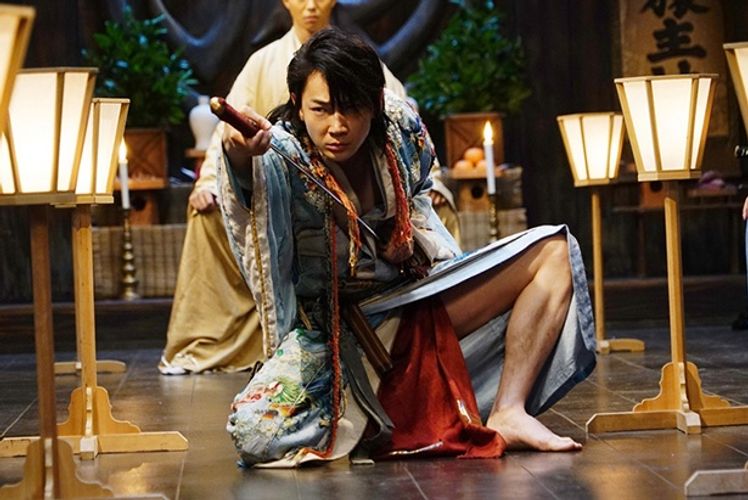 綾野剛がはじけ、北川景子が踊り、猿が舞う!?『パンク侍、斬られて候』初映像解禁！